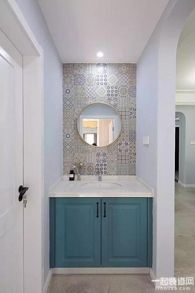 小户型把洗手台移到卫生间门外,省空间又实用 小户型把洗手台移到卫生间门外,省空间又实用